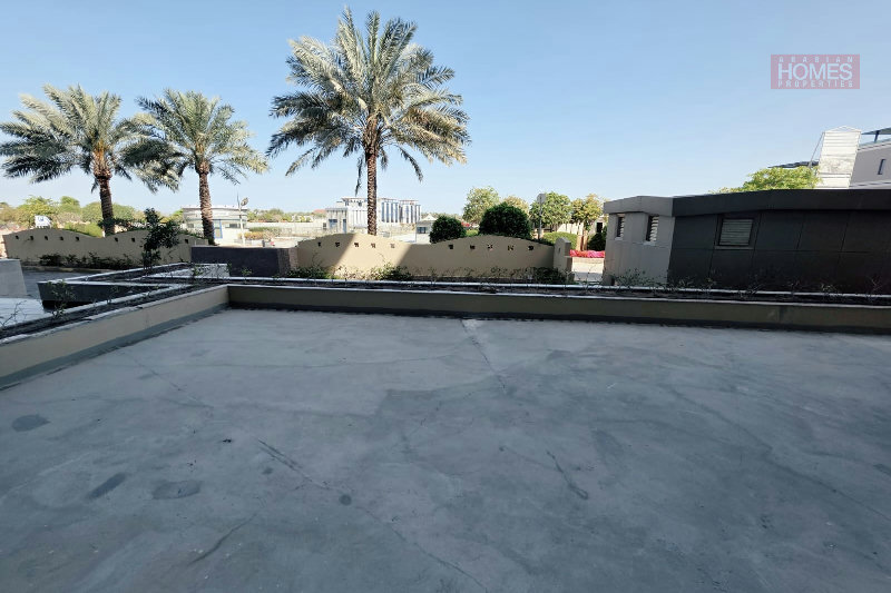 AMAZING BALCONY PET FREE NEW APARTMENT & FURNITURE  – Slide 18