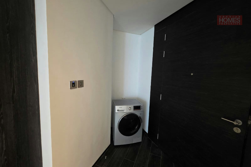 SEA VIEW BALCONY PET FREE SPACIOUS IN & OUT FACILITIES – Slide 15