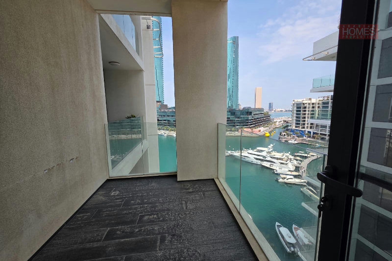 SEA VIEW BALCONY PET FREE SPACIOUS IN & OUT FACILITIES – Slide 1