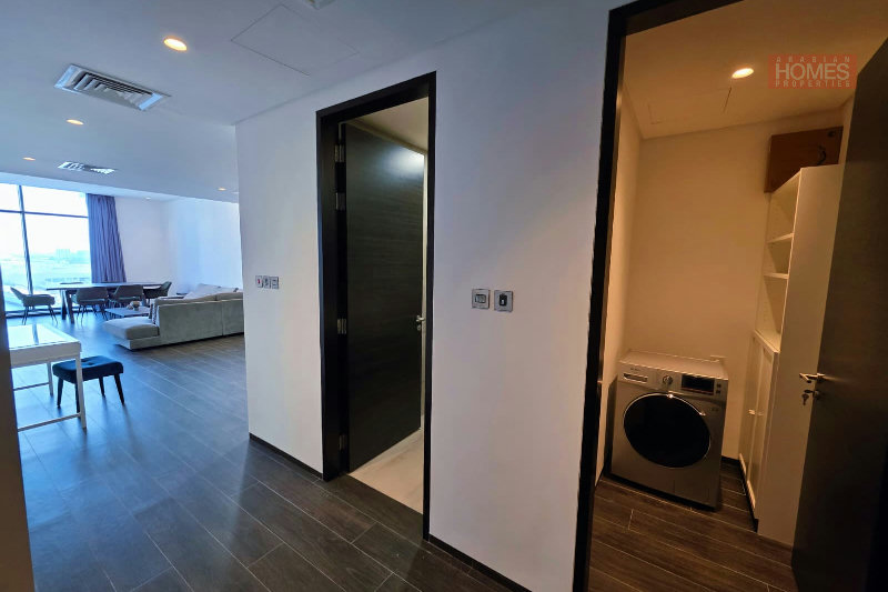 SEA VIEW BALCONY STORAGE/LAUNDRY ROOM JOGGING TRACK  – Slide 11