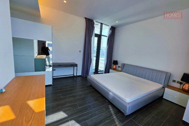 SEA VIEW BALCONY STORAGE/LAUNDRY ROOM JOGGING TRACK  – Slide 18