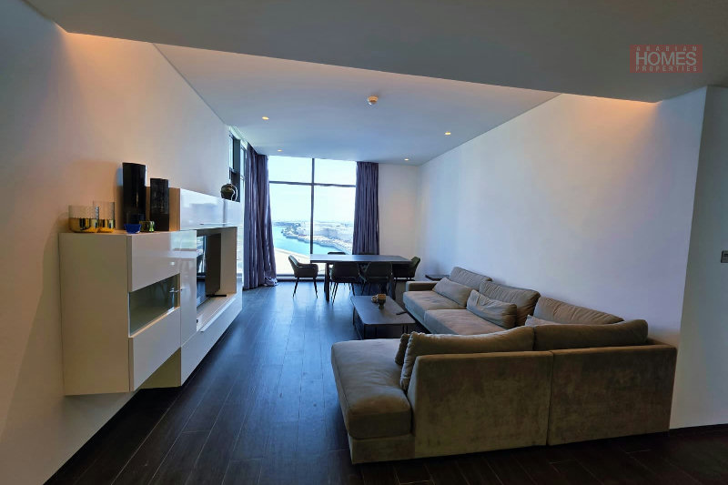 SEA VIEW BALCONY STORAGE/LAUNDRY ROOM JOGGING TRACK  – Slide 3