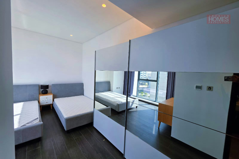 SEA VIEW BALCONY STORAGE/LAUNDRY ROOM JOGGING TRACK  – Slide 15