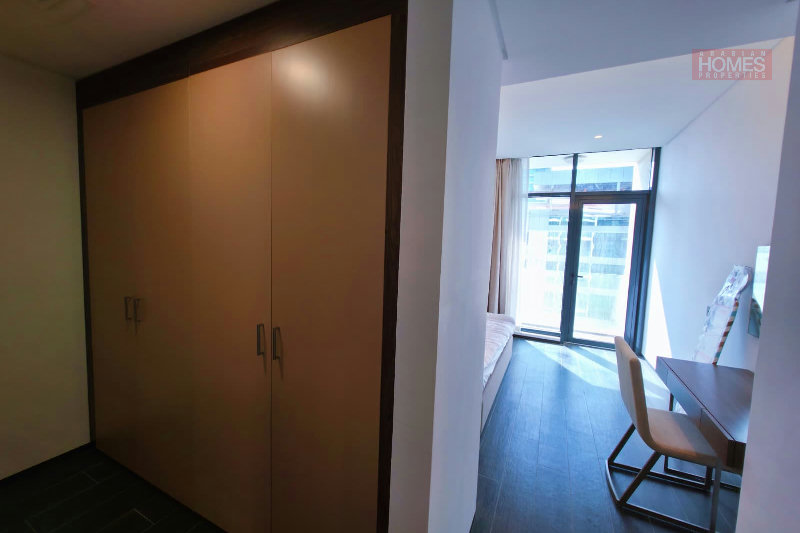 PET FREE BALCONY LAUNDRY & STORAGE AREA UNLIMITED INTERNET – Slide 21