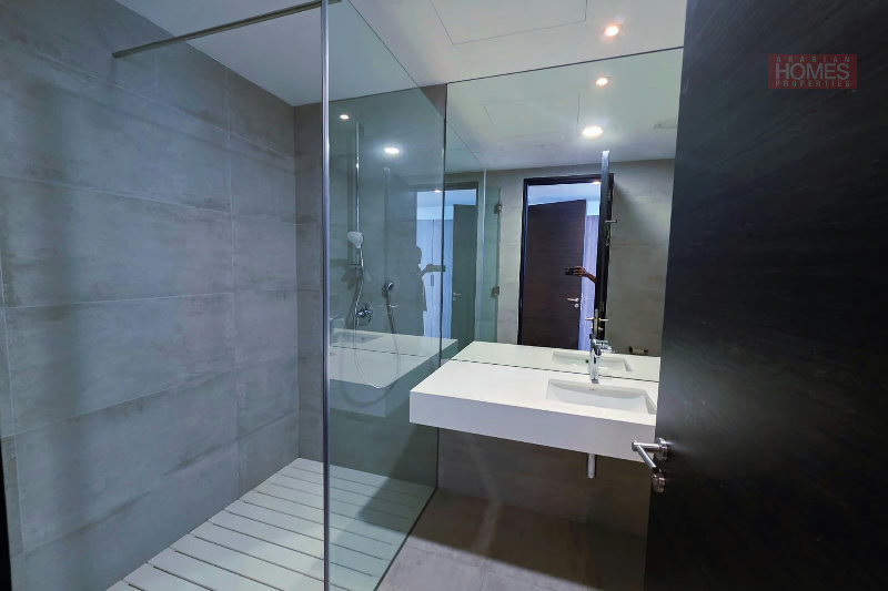 OFFER PRICE 2 SEAVIEW BALCONIES LAUNDRY/STORAGE ROOM – Slide 21