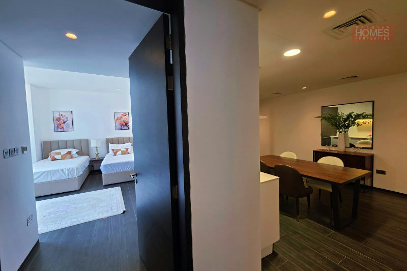 OFFER PRICE 2 SEAVIEW BALCONIES LAUNDRY/STORAGE ROOM – Slide 29