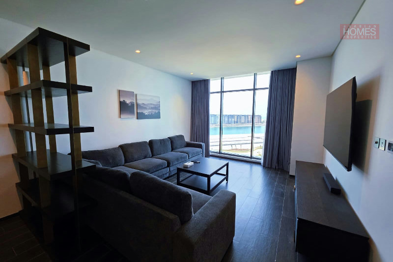 SEA VIEW BREEZES BALCONY PET FREE LAUNDRY & STORAGE ROOM – Slide 5