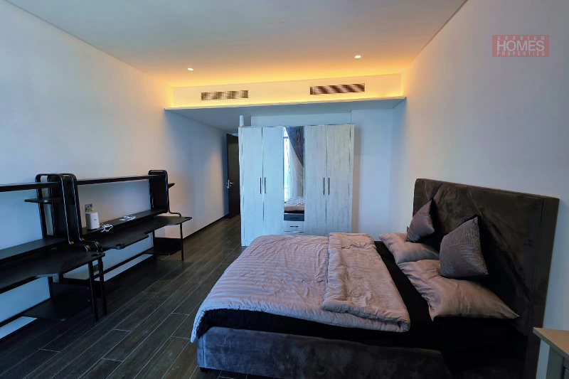 SEA VIEW BREEZES BALCONY PET FREE LAUNDRY & STORAGE ROOM – Slide 13