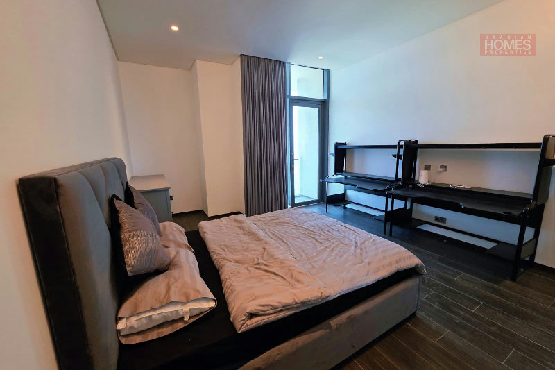 SEA VIEW BREEZES BALCONY PET FREE LAUNDRY & STORAGE ROOM – Slide 17