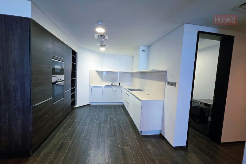 SEA VIEW BREEZES BALCONY PET FREE LAUNDRY & STORAGE ROOM – Slide 16