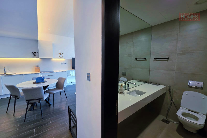 BRIGHTER GREENARY VIEW BALCONY PET FREE LAUNDRY SPACE  – Slide 4