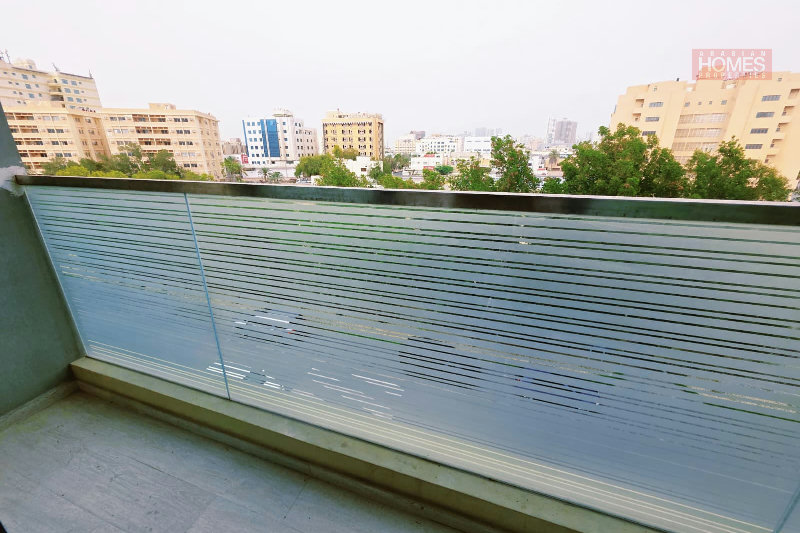 BRAND NEW BALCONY VIEW NEGOTIABLE LAUNDRY SPACE  – Slide 4