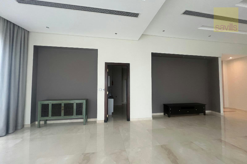 Luxury 4 bedroom + maid room Apartment  – Slide 1