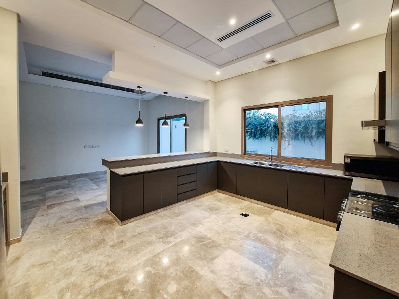 Brand New Villa with Swimming Pool – Slide 8