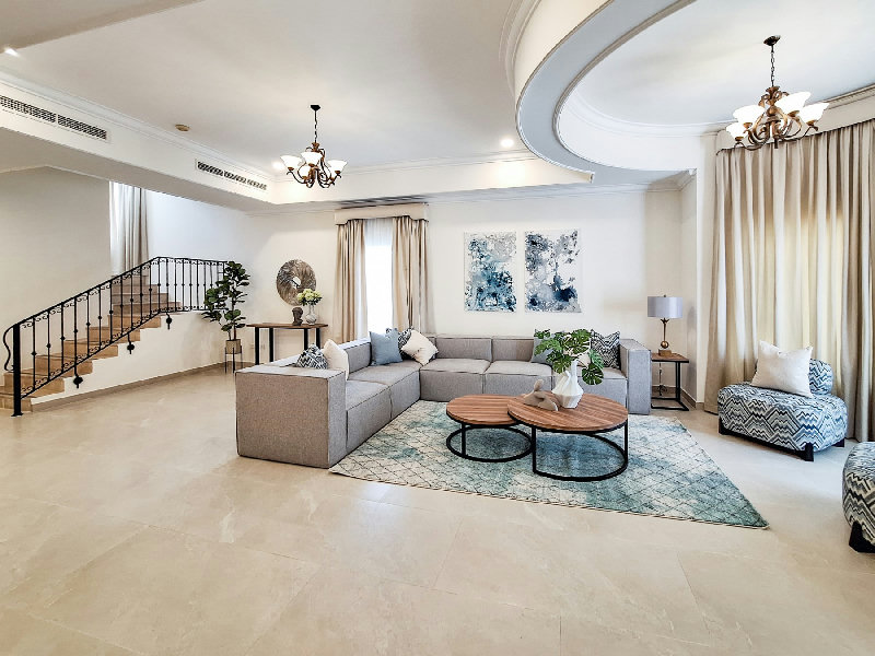 Newly Renovated | Fully Furnished | Modern – Slide 2