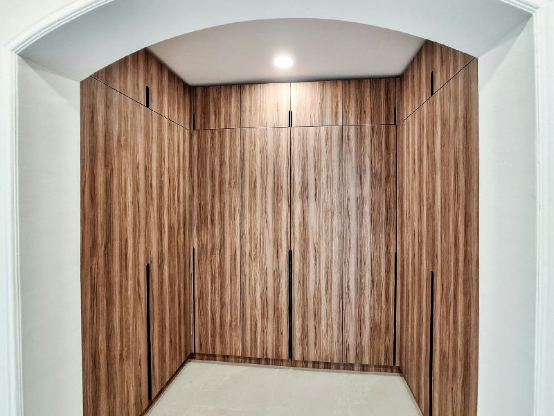 Newly Renovated | Fully Furnished | Modern – Slide 12