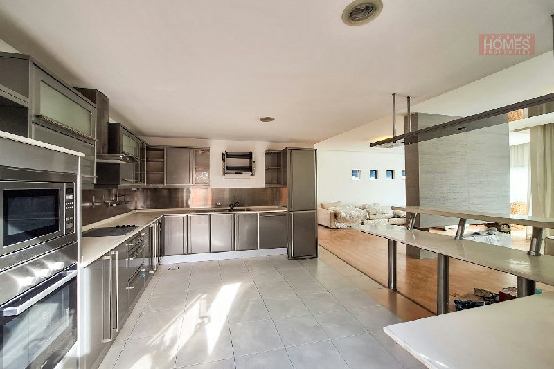 MODERN | FURNISHED | SPACIOUS | 3 BEDROOMS – Slide 7