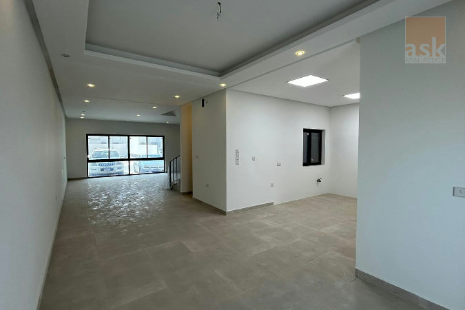 فيلا فاخرة للبيع في ديار المحرق – موقع راقٍ وحياة عصرية – Slide 5