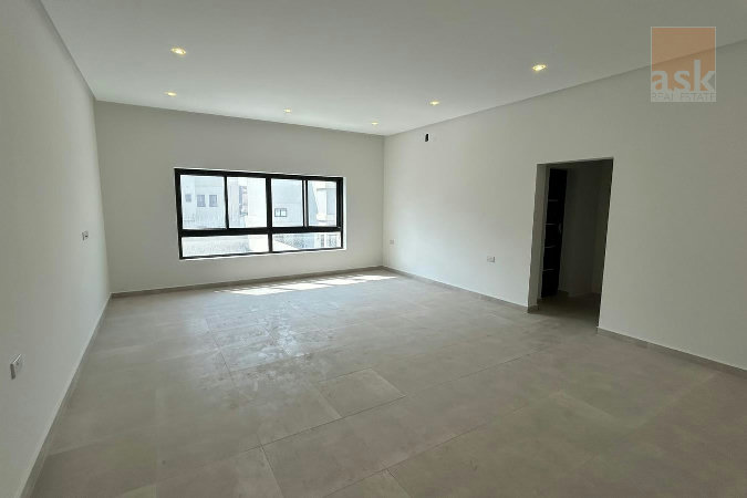 فيلا فاخرة للبيع في ديار المحرق – موقع راقٍ وحياة عصرية – Slide 3