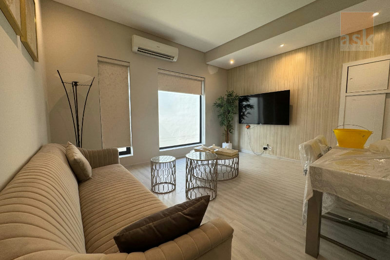 للبيع فيلا فاخرة في منطقة سار  – Slide 10