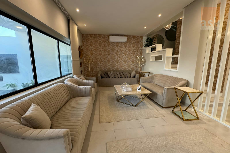 للبيع فيلا فاخرة في منطقة سار  – Slide 5