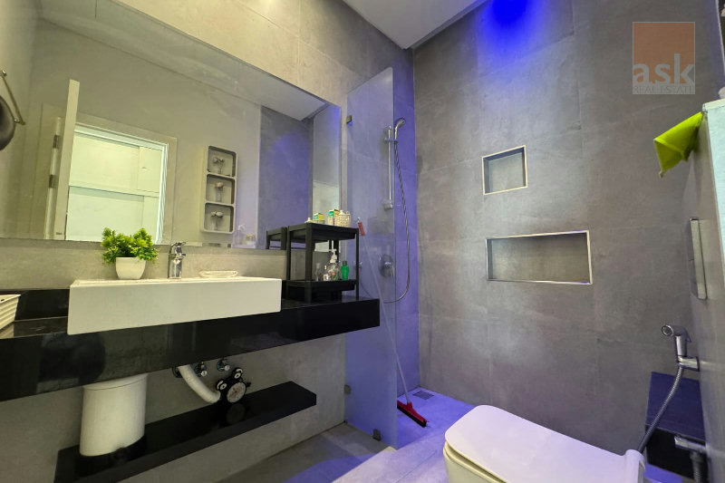 للبيع فيلا فاخرة في منطقة سار  – Slide 6