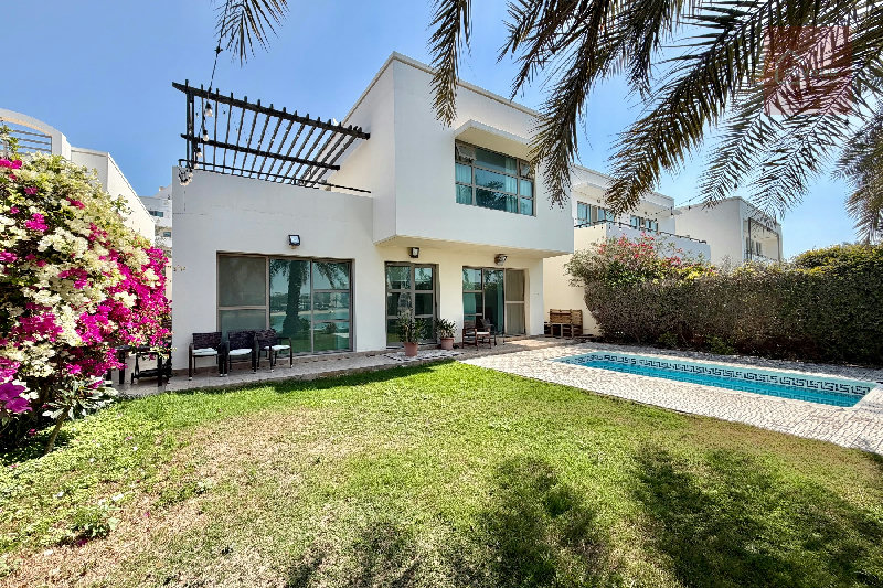 TALA ISLAND BEACH FRONT VILLA PRIVATE POOL GARDEN – Slide 4