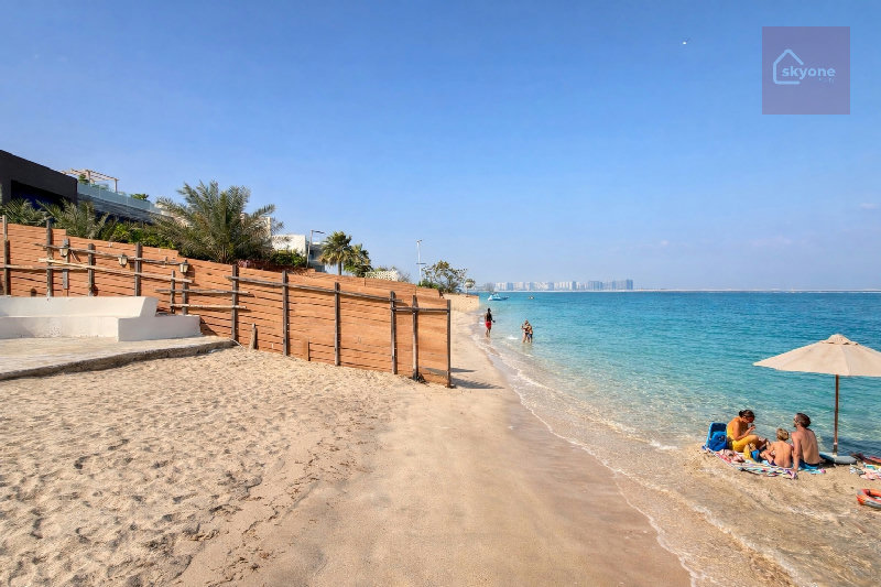 Luxury Seafront Villa | Private Beach & Jetty | Amwaj Island – Slide 2