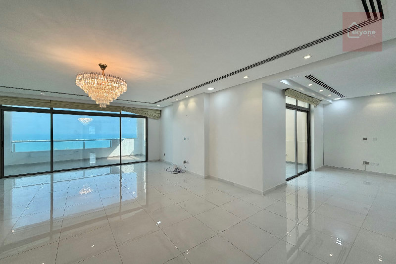 Luxury Seafront Villa | Private Beach & Jetty | Amwaj Island – Slide 7