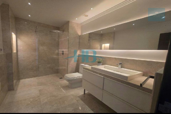 فيلا راقيه ع البحر في امواج  – Slide 18