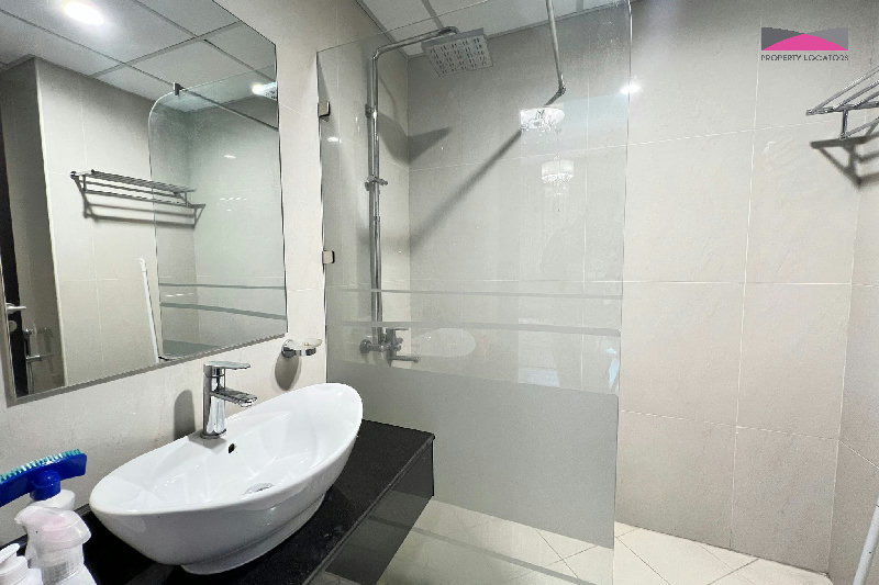 CENTRAL LOCATION | GREAT AMENITIES | NEAR SEEF β Slide 6