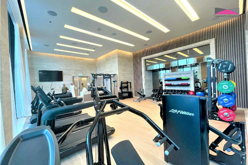 ULTRA MODERN | BRANDED | FIVE STAR LUXURY β Slide 3