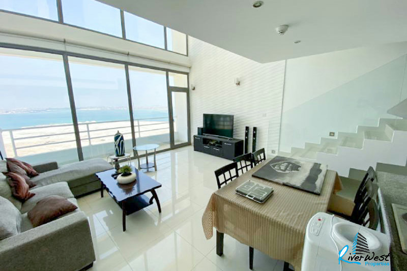 Exclusive Deal | Sea View | Excellent Condition – Slide 1