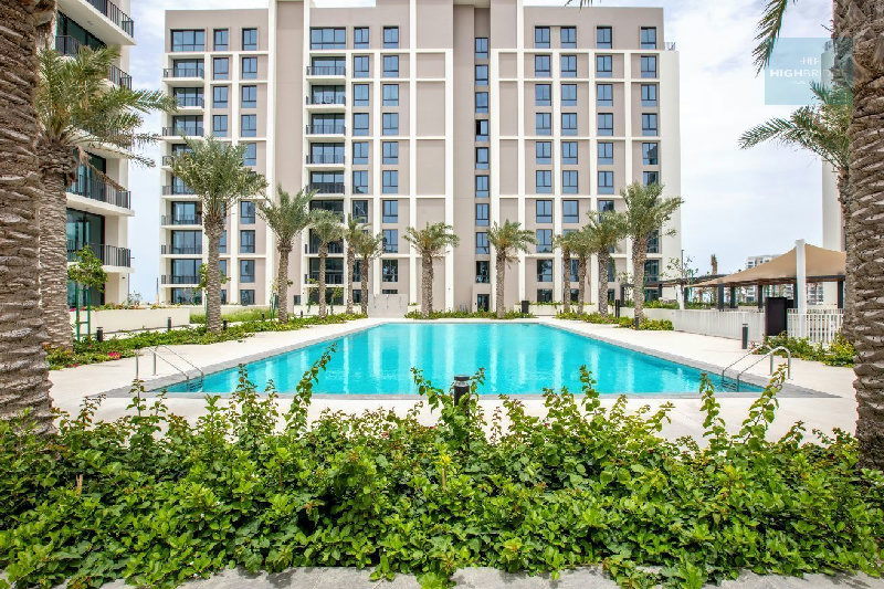 Elegant Cozy Apartment Beside Mall - Beach Access – Slide 7