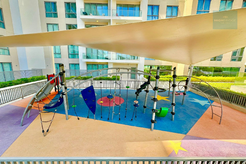 Modern Apartment w/ Direct Beach Access Near Mall – Slide 13