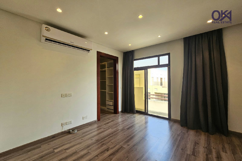  Stylish 3BR Garden Villa in Oasis, Ready to Move – Slide 6