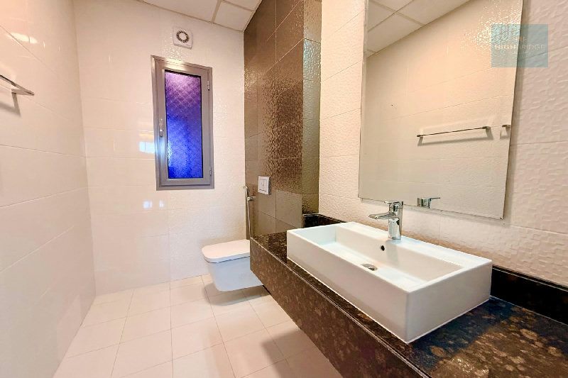 Freehold I New I Ready To Move I Spacious – Slide 20