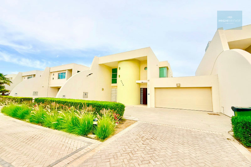 Prestigious Villa on Open Sea I Fairuz 3 I Ready – Slide 7