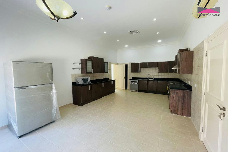 FAMILY COMPOUND VILLA WITH PRIVATE GARDEN -  FACILITIES – Slide 4