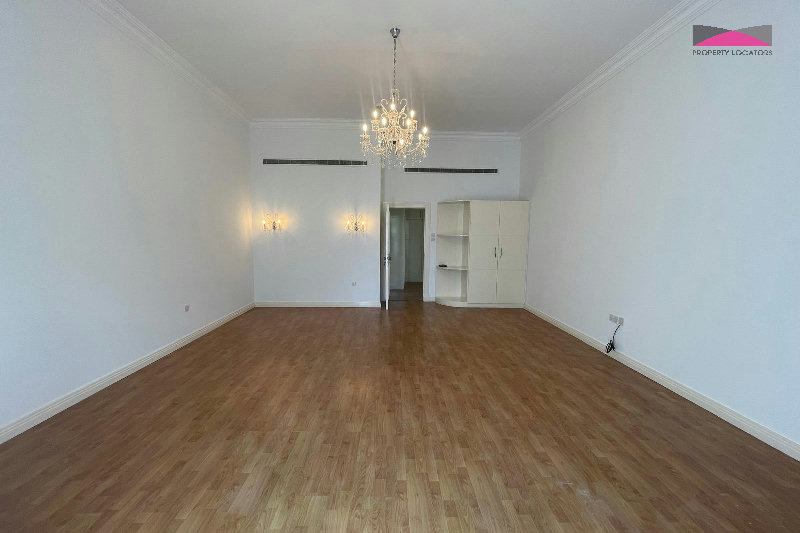 FAMILY COMPOUND VILLA WITH PRIVATE GARDEN -  FACILITIES – Slide 10