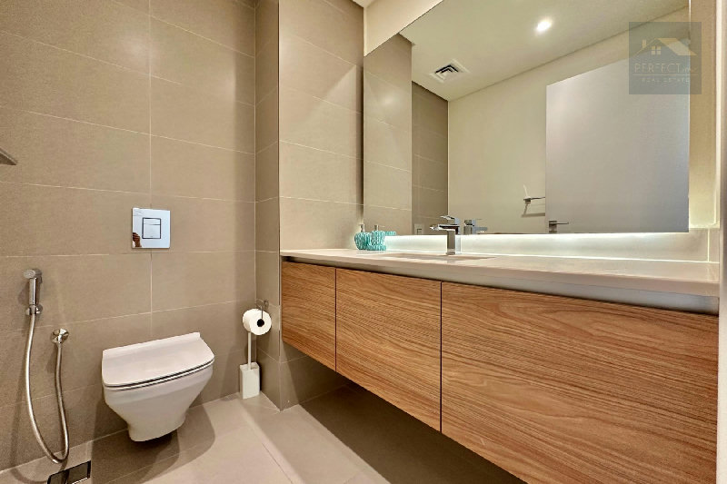 Luxurious | Stunning Sea view | Beach Access | 3BR – Slide 13