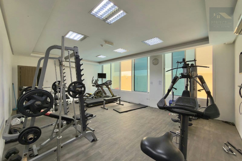 LUXURIOUS | FREEHOLD | SPACIOUS | MODERN – Slide 12