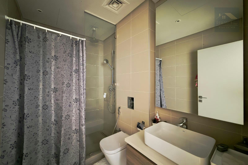 FREEHOLD | LUXURIOUS | BEACH ACCESS | CLOSE TO MALL – Slide 10