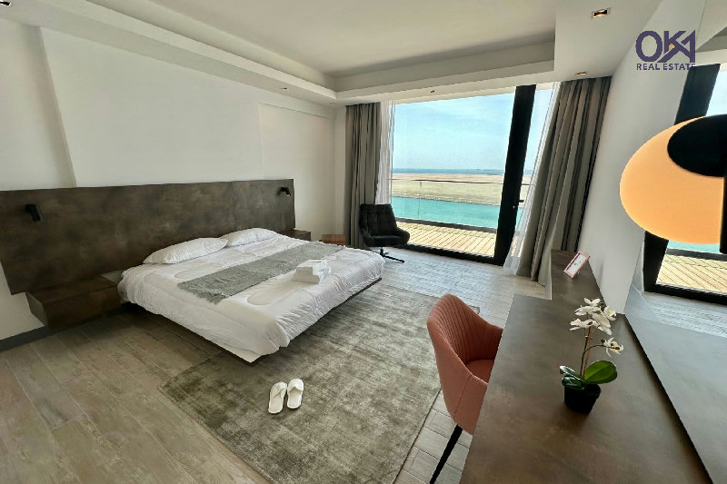 Best View / Maid Room / Kids Play Area – Slide 7