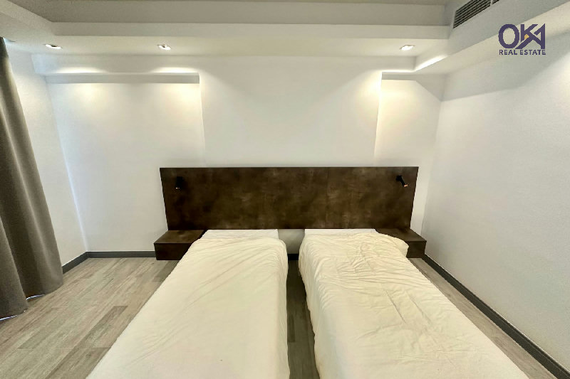 Best View / Maid Room / Kids Play Area – Slide 9