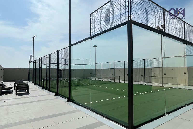 Luxury Waterfront Villa – Slide 5