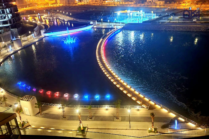 SEA VIEW / LUXURY / TOP AMENITIES – Slide 10