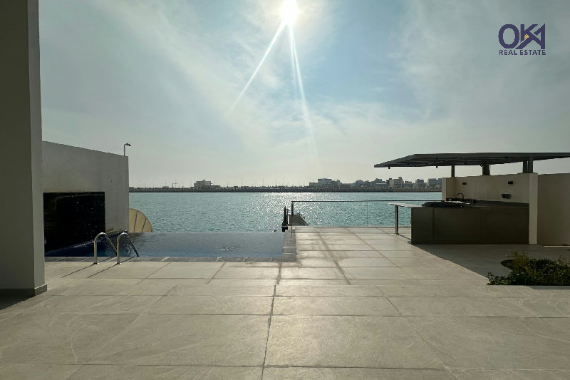 ULTRA LUXURY / FREE HOLD / WATERFRONT LIVING – Slide 17