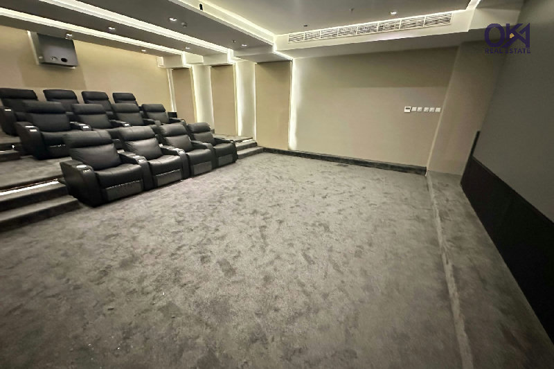 SEA VIEW / BEST AMENITIES – Slide 9