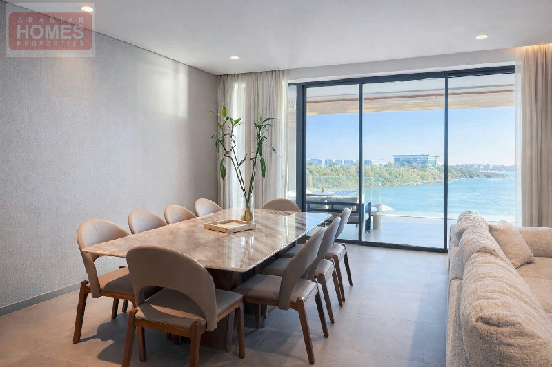 Ultra-modern 04-bedroom Beach Front triplex available for rent in Amwaj Islands. β Slide 5